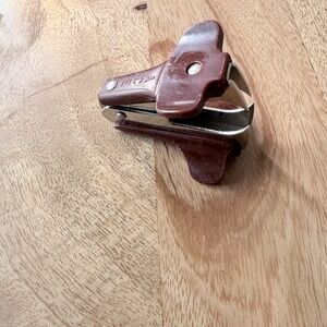VINTAGE‎ ACE STAPLE REMOVER , EXTRACTOR, PULLER w Brown Bakelite USA MADE